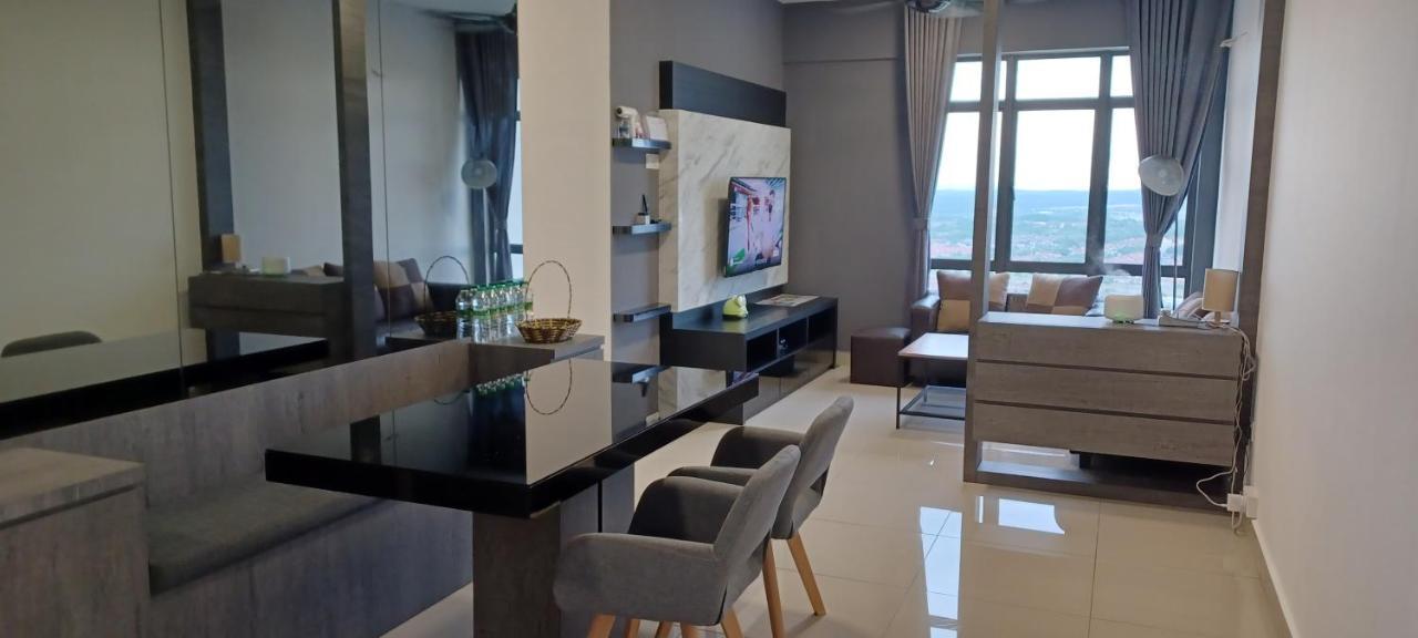 דירות ג'והור בהרו Modern Lifestyle Arc Austin Hills מראה חיצוני תמונה