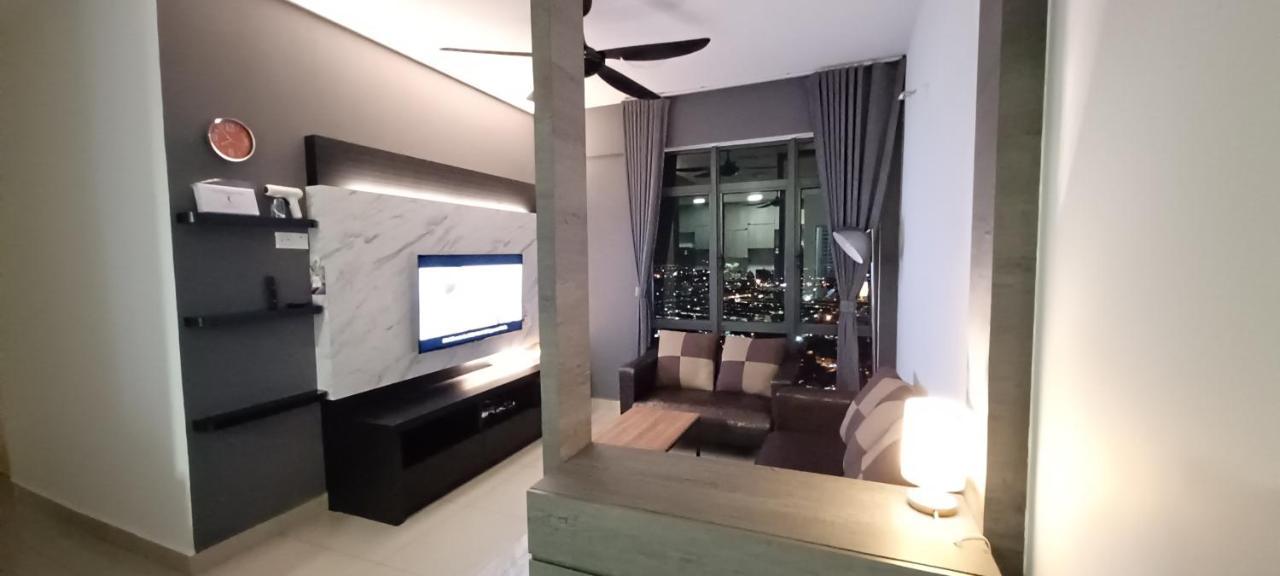 דירות ג'והור בהרו Modern Lifestyle Arc Austin Hills מראה חיצוני תמונה